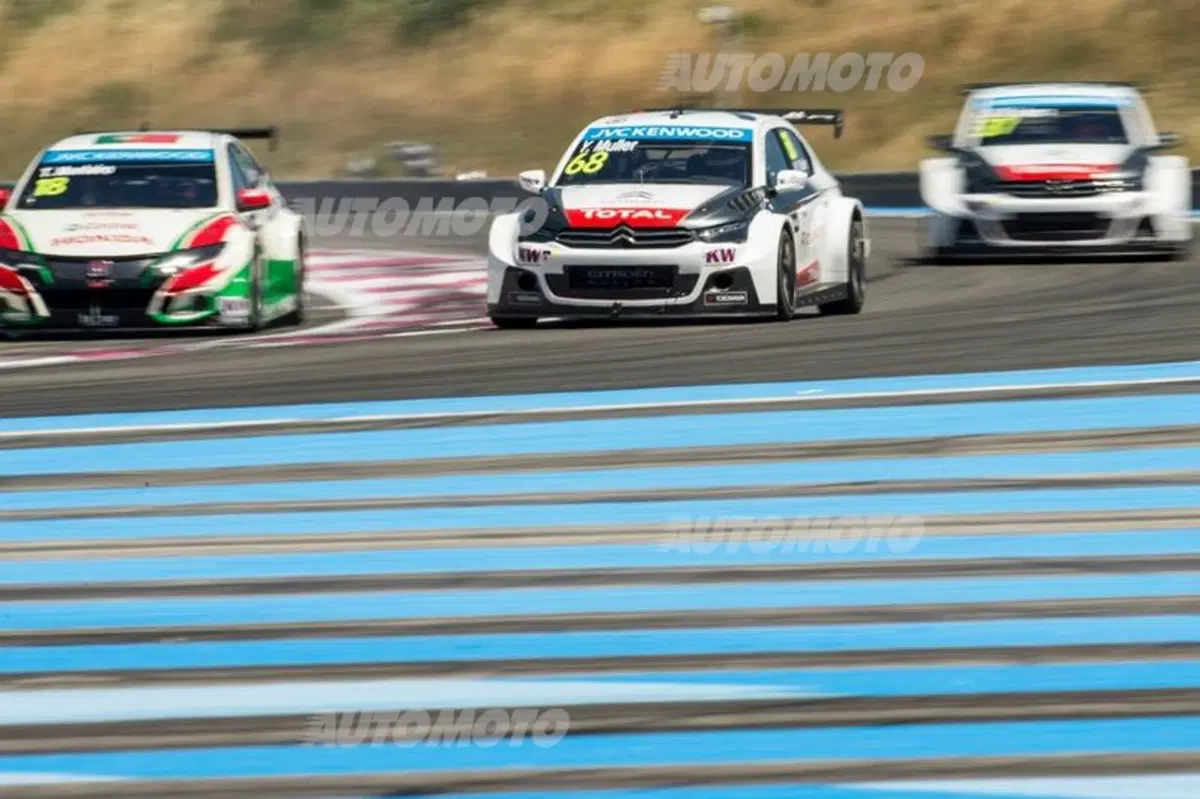 WTCC 2015, qualfiche Francia: pole per Loeb (37)