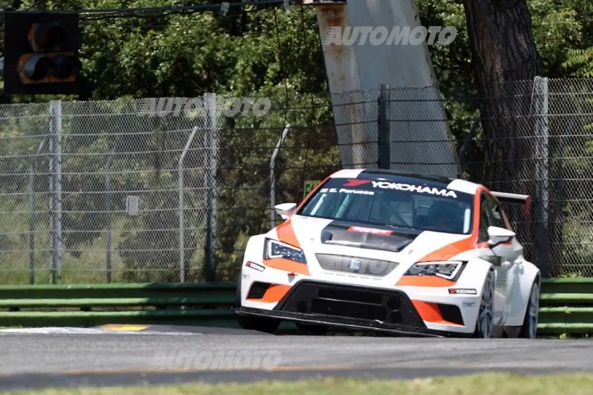 Seat Leon Cupra Cup, qualifiche. Ottavi in gara 1 e primi in gara 2! (4)