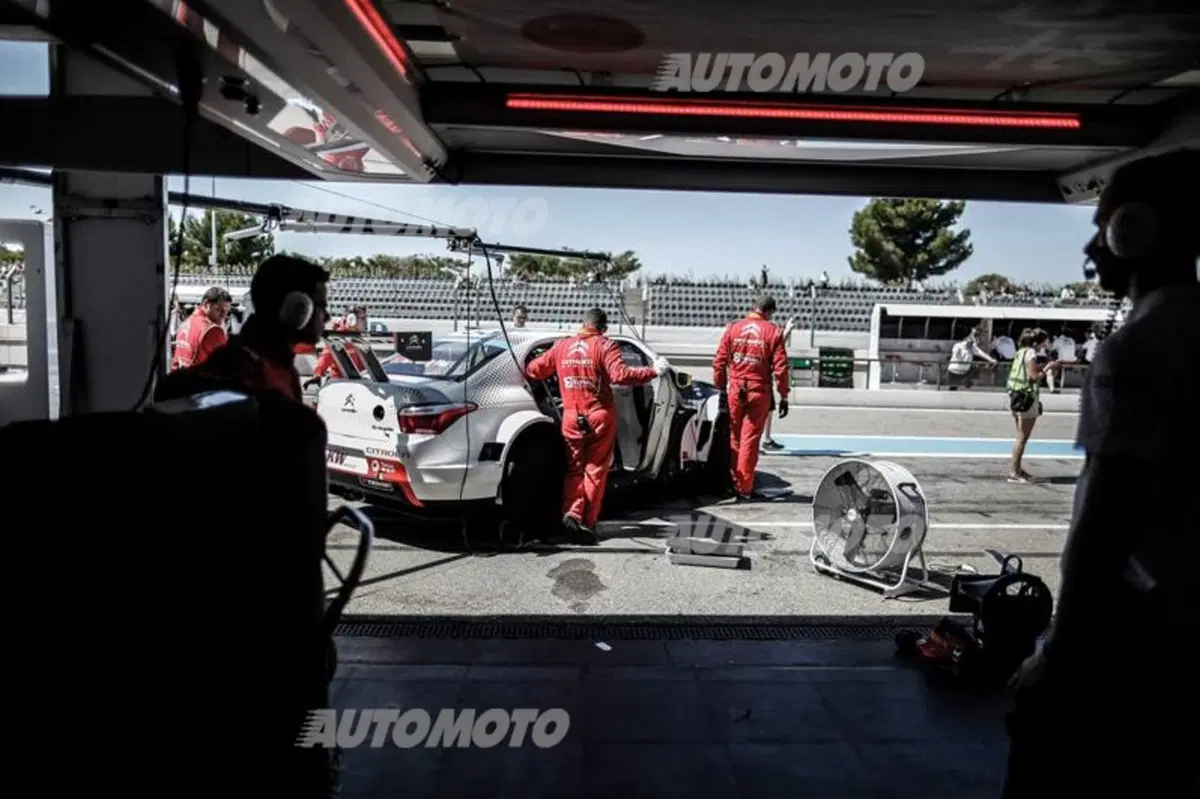 WTCC 2015, Francia: vincono Loeb e López (10)