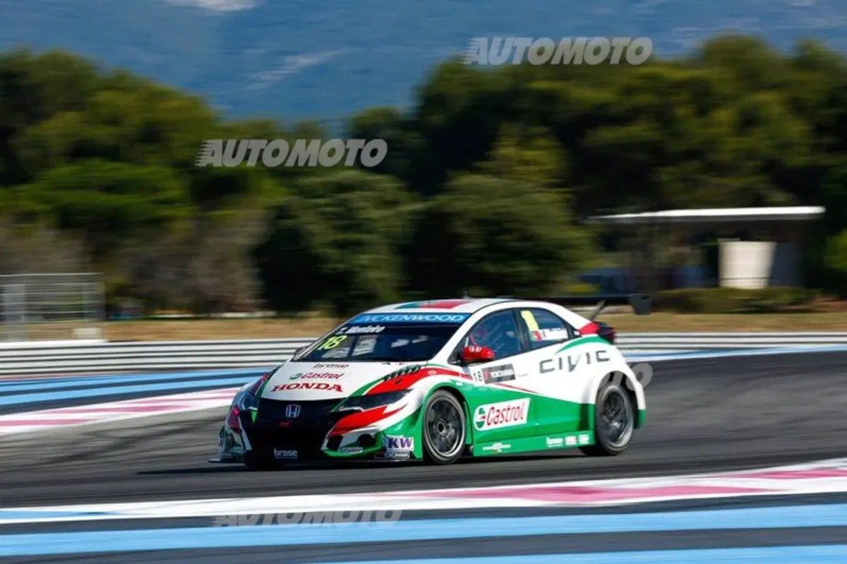 WTCC 2015, Francia: vincono Loeb e López (13)