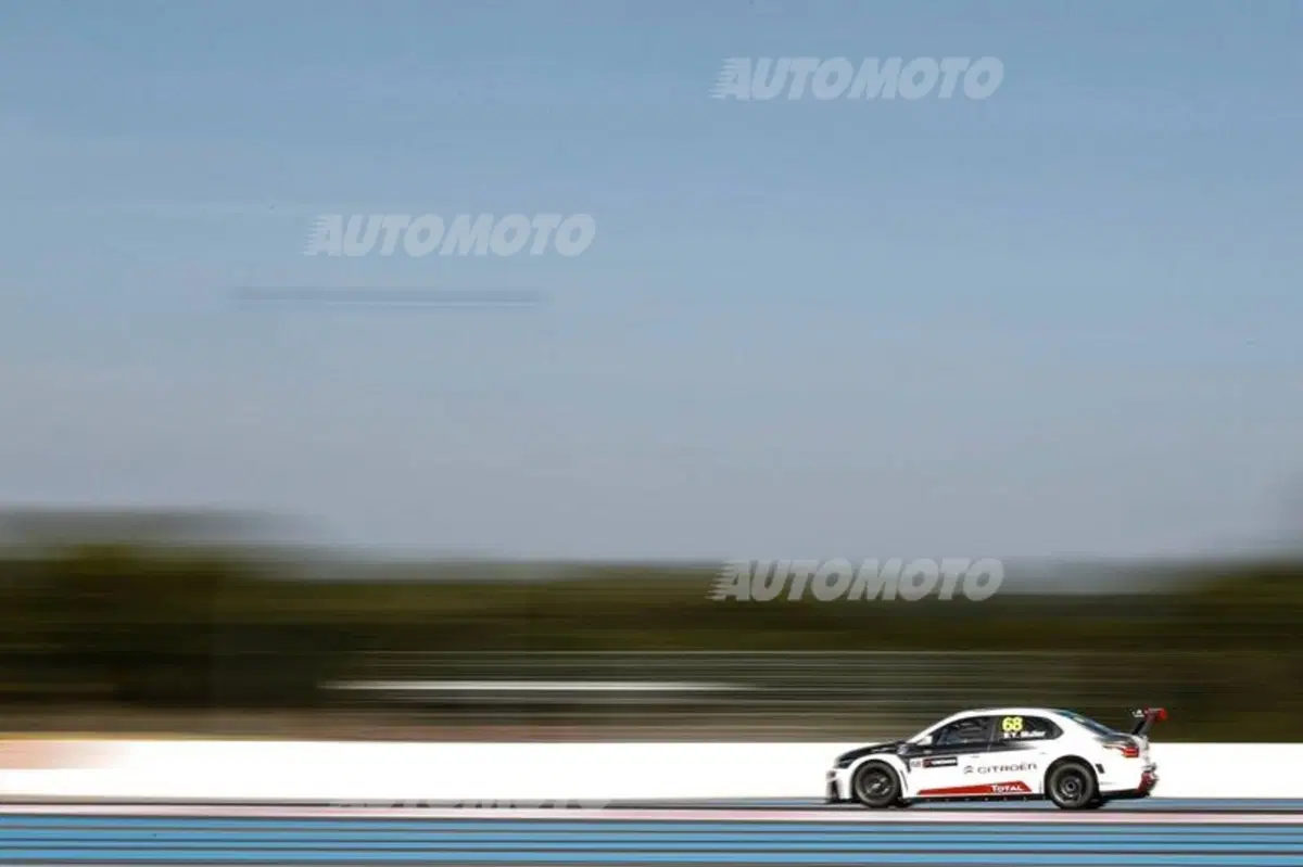 WTCC 2015, Francia: vincono Loeb e López (16)