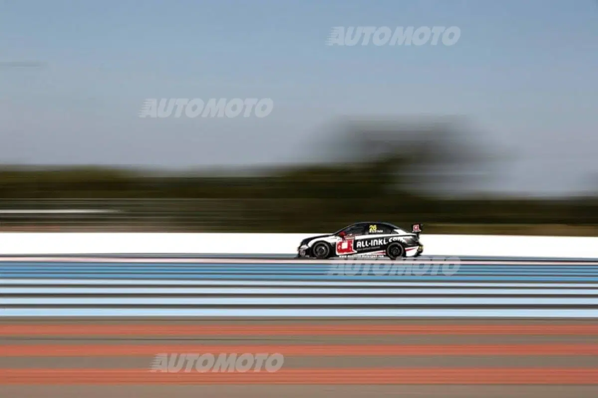 WTCC 2015, Francia: vincono Loeb e López (26)