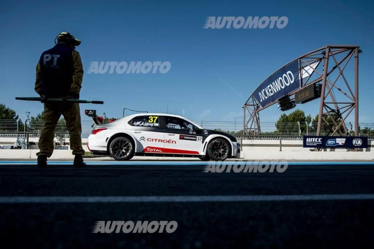 WTCC 2015, Francia: vincono Loeb e López (29)