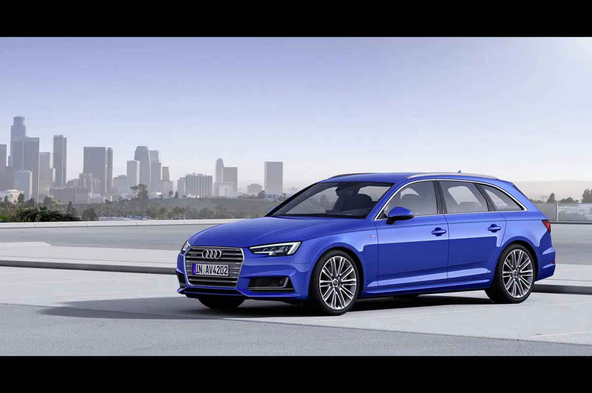 Audi A4: ecco la nuova berlina e Avant dei quattro anelli (5)