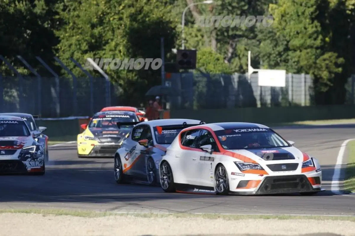 Seat Leon Cupra Cup, Imola: Perucca secondo in gara 2! (8)