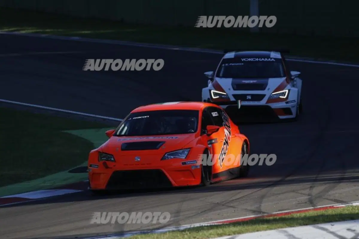 Seat Leon Cupra Cup, Imola: Perucca secondo in gara 2! (12)