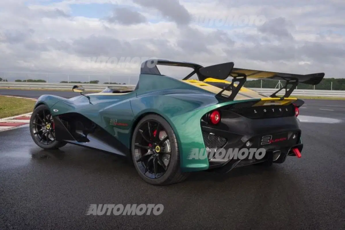 Lotus 3-Eleven, radicalmente britannica (6)