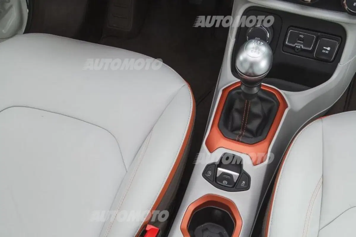 Jeep Renegade 1.4 Multiair (22)