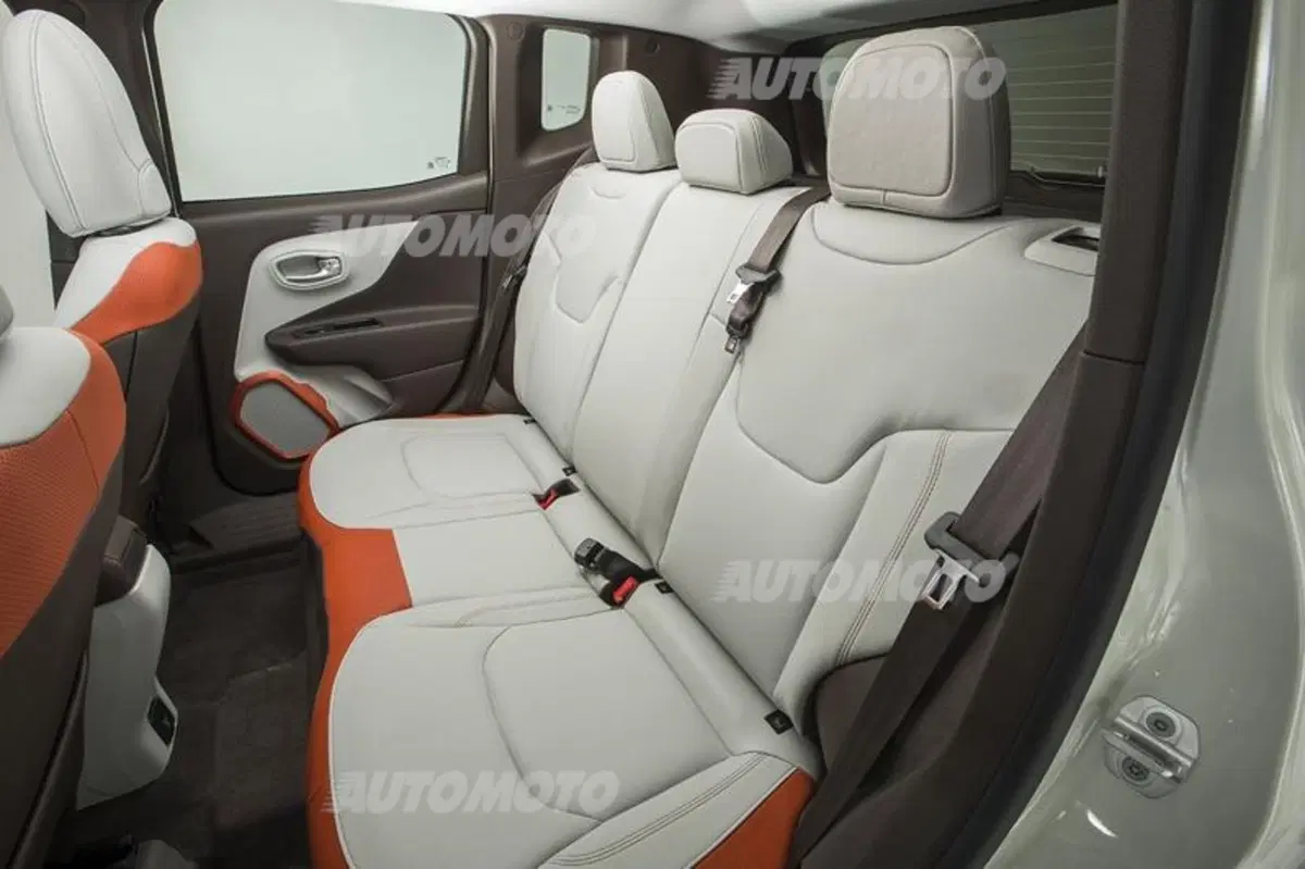 Jeep Renegade 1.4 Multiair (33)