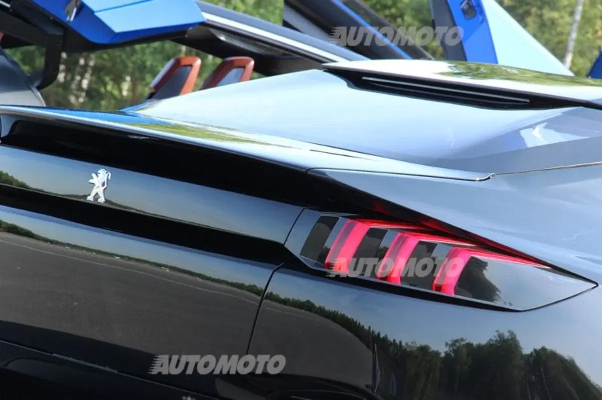 Peugeot Exalt e Quartz concept [video] (70)