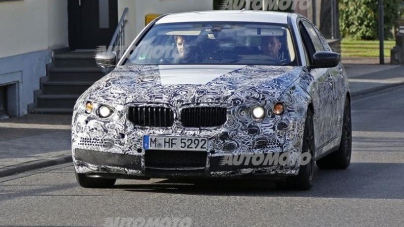 BMW M5: ecco le foto spia della &ldquo;bestia&rdquo; di Monaco da 625 CV
