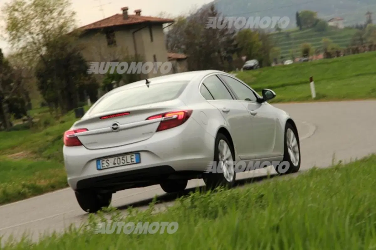 Opel Insignia, i nuovi diesel 1.6 CDTI sostituiscono i 2.0 (5)