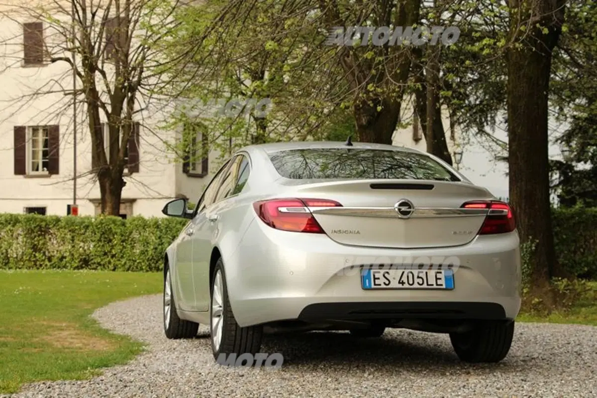 Opel Insignia, i nuovi diesel 1.6 CDTI sostituiscono i 2.0 (8)