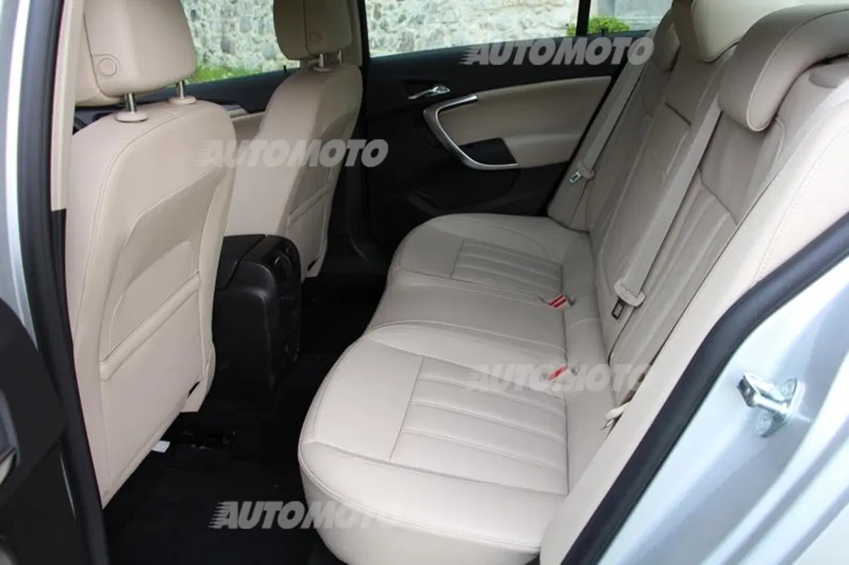 Opel Insignia, i nuovi diesel 1.6 CDTI sostituiscono i 2.0 (15)