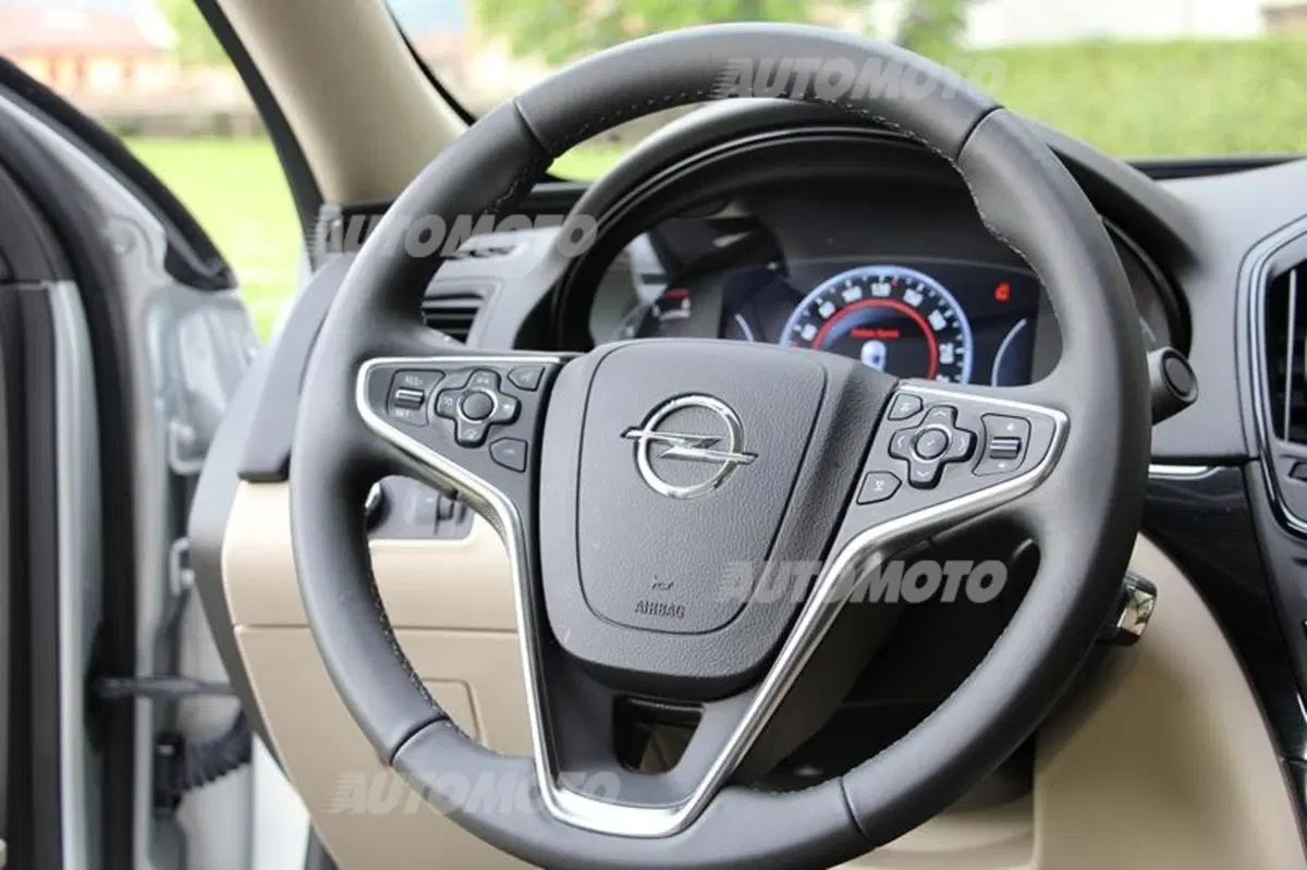 Opel Insignia, i nuovi diesel 1.6 CDTI sostituiscono i 2.0 (18)