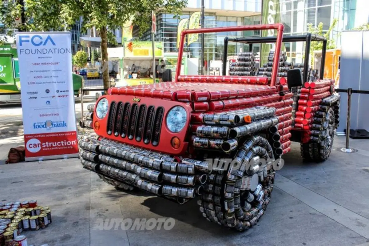 Una Jeep Wrangler costruita con... lattine (4)