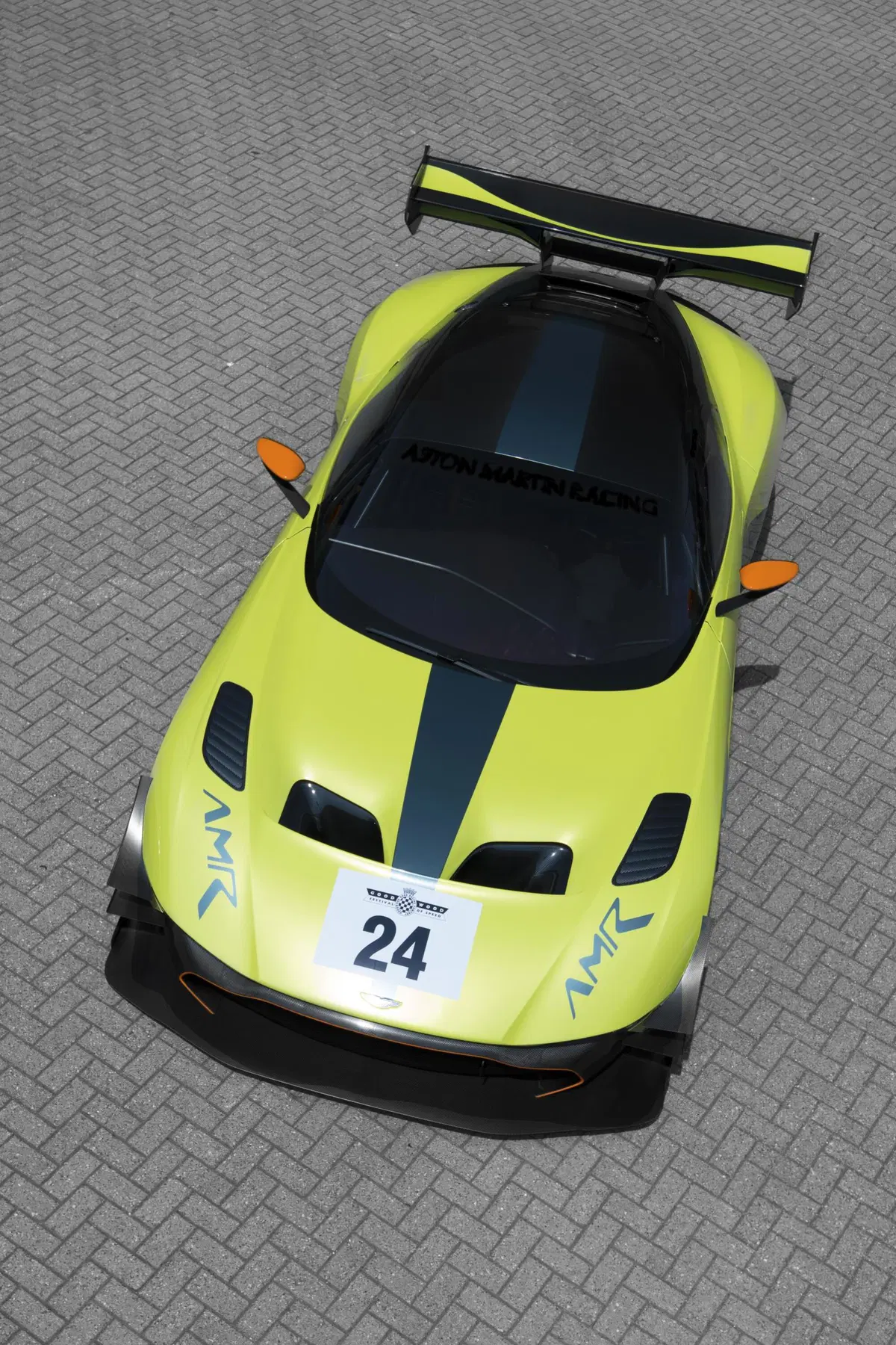 Aston Martin Vulcan AMR Pro, se la Vulcan non basta (7)