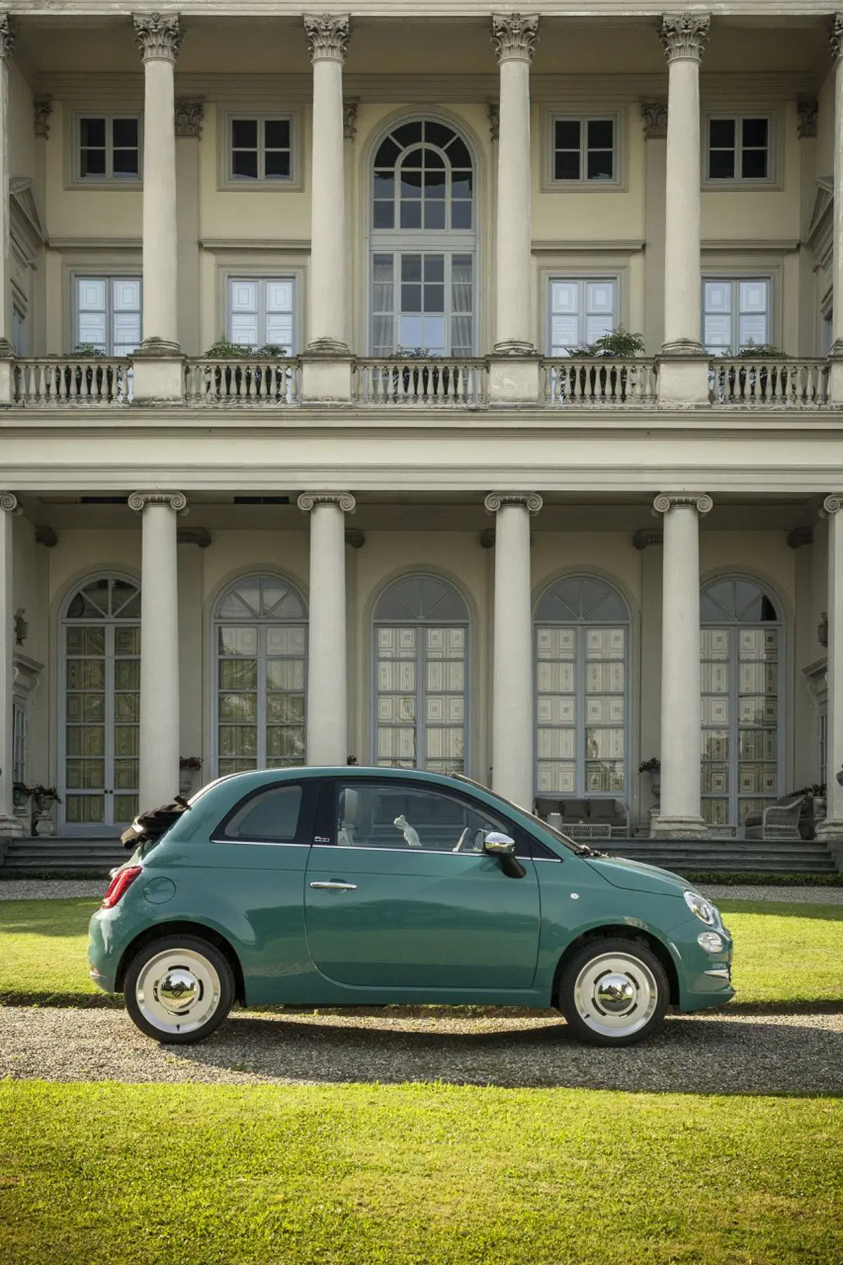 Fiat 500 Anniversario, omaggio agli anni '60 (6)