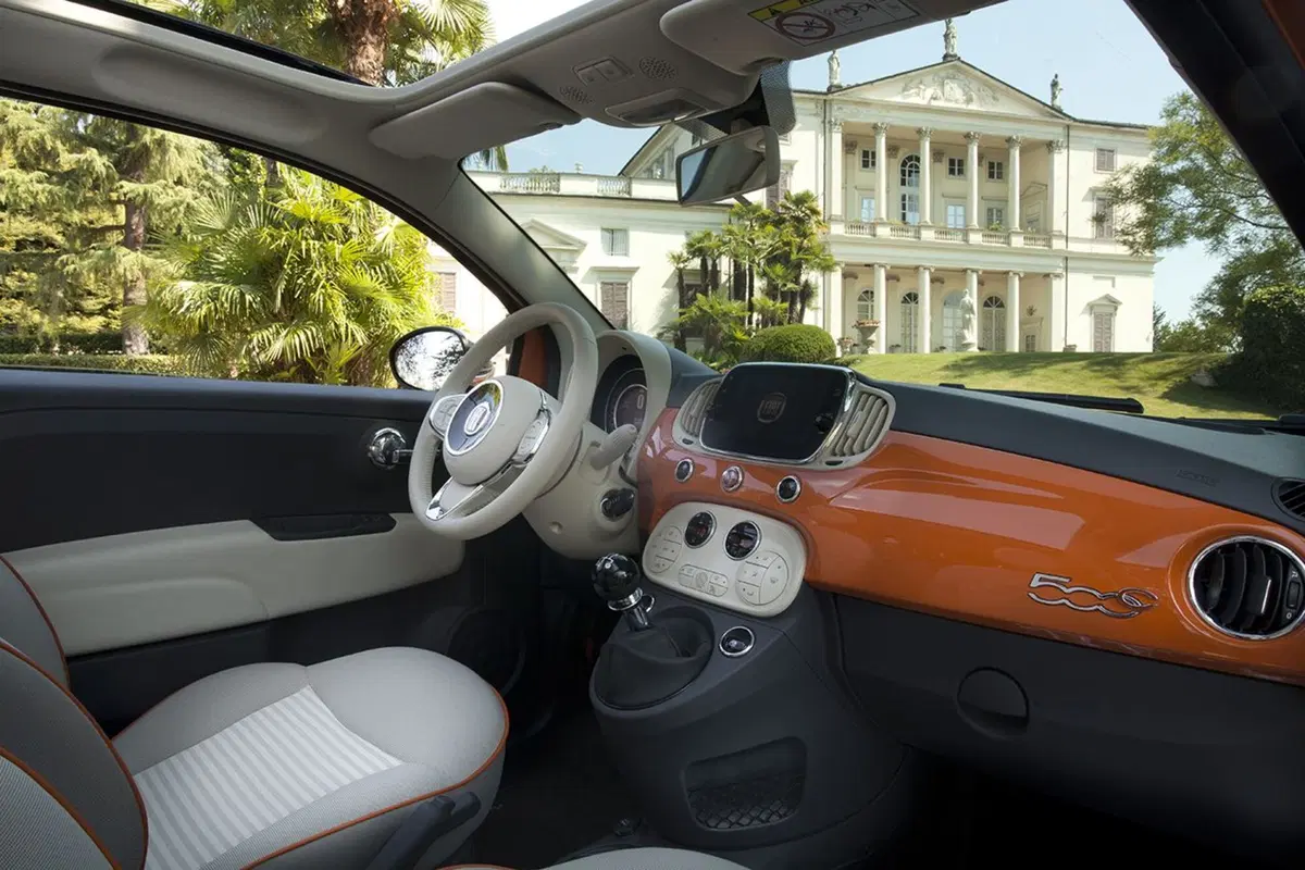 Fiat 500 Anniversario, omaggio agli anni '60 (13)