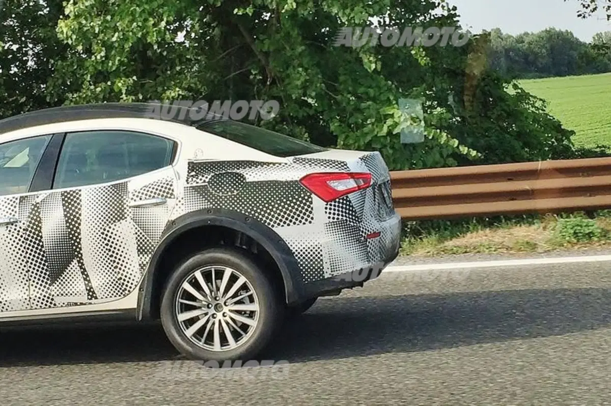 Maserati Levante, vestirà Ermenegildo Zegna (3)