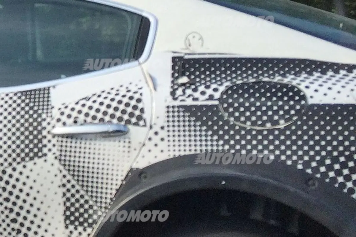 Maserati Levante, vestirà Ermenegildo Zegna (6)