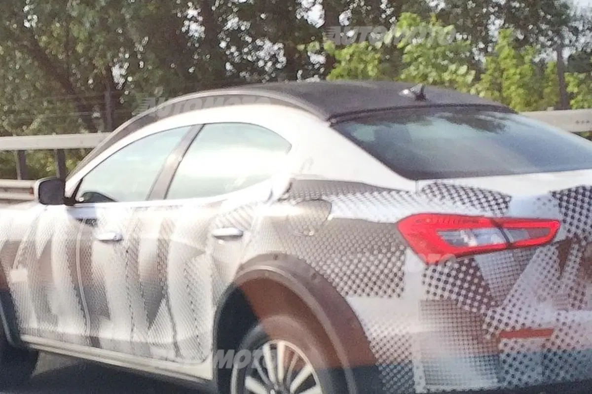 Maserati Levante, vestirà Ermenegildo Zegna (8)