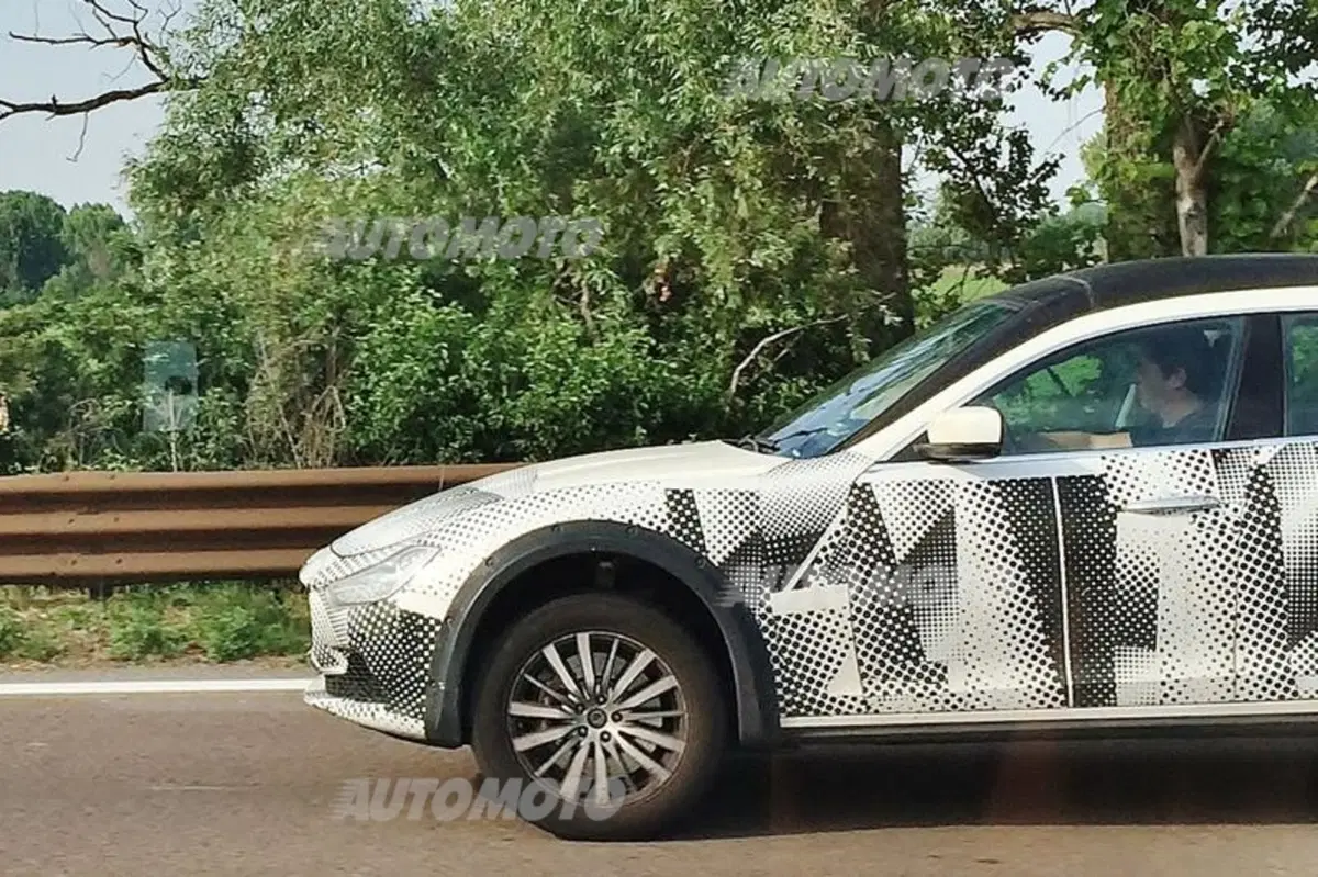 Maserati Levante, vestirà Ermenegildo Zegna (12)