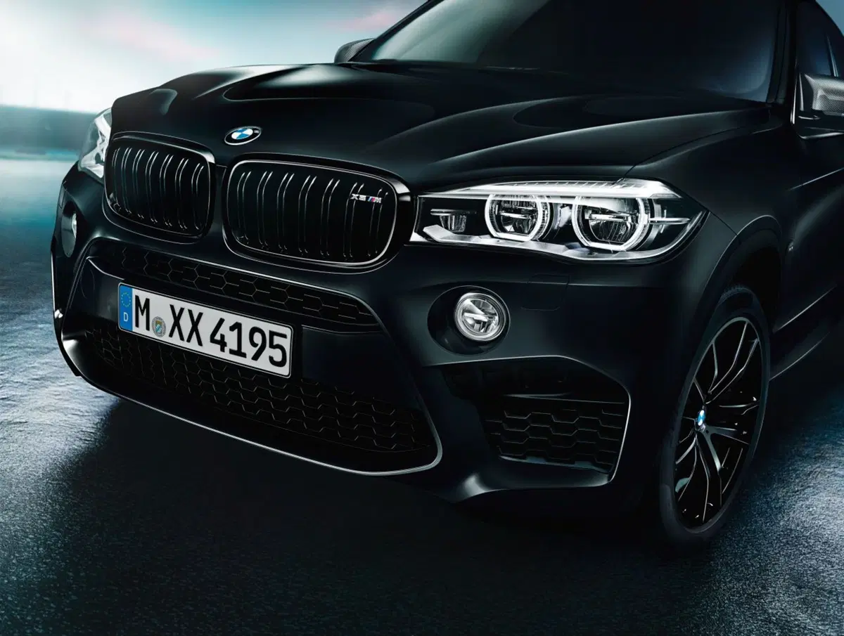 BMW X5 e X6 M Black Fire Edition, nero sportivo (2)