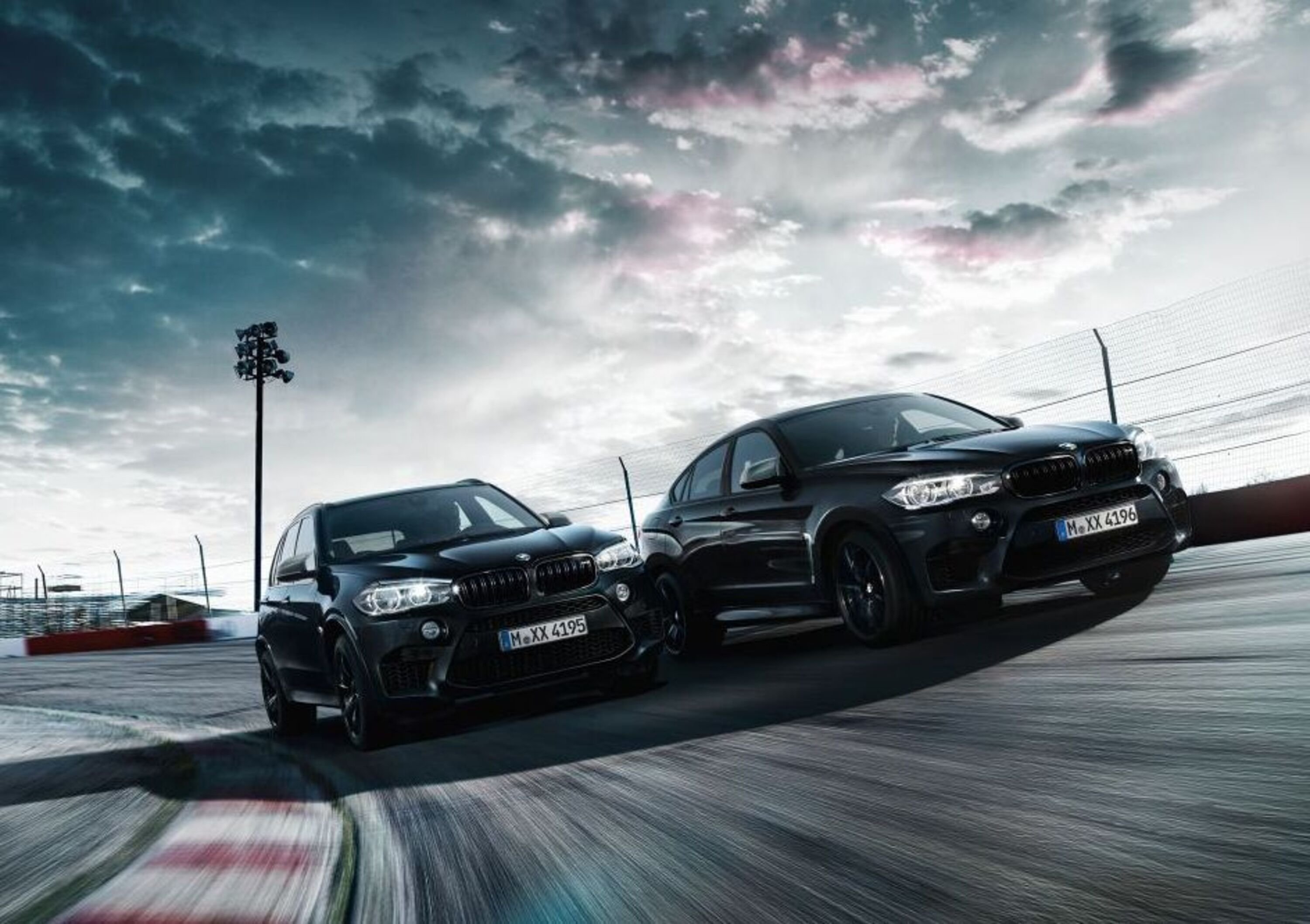 BMW X5 e X6 M Black Fire Edition, nero sportivo
