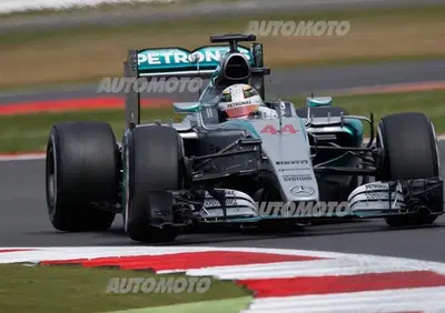 F1, Gp Gran Bretagna 2015: pole per Hamilton