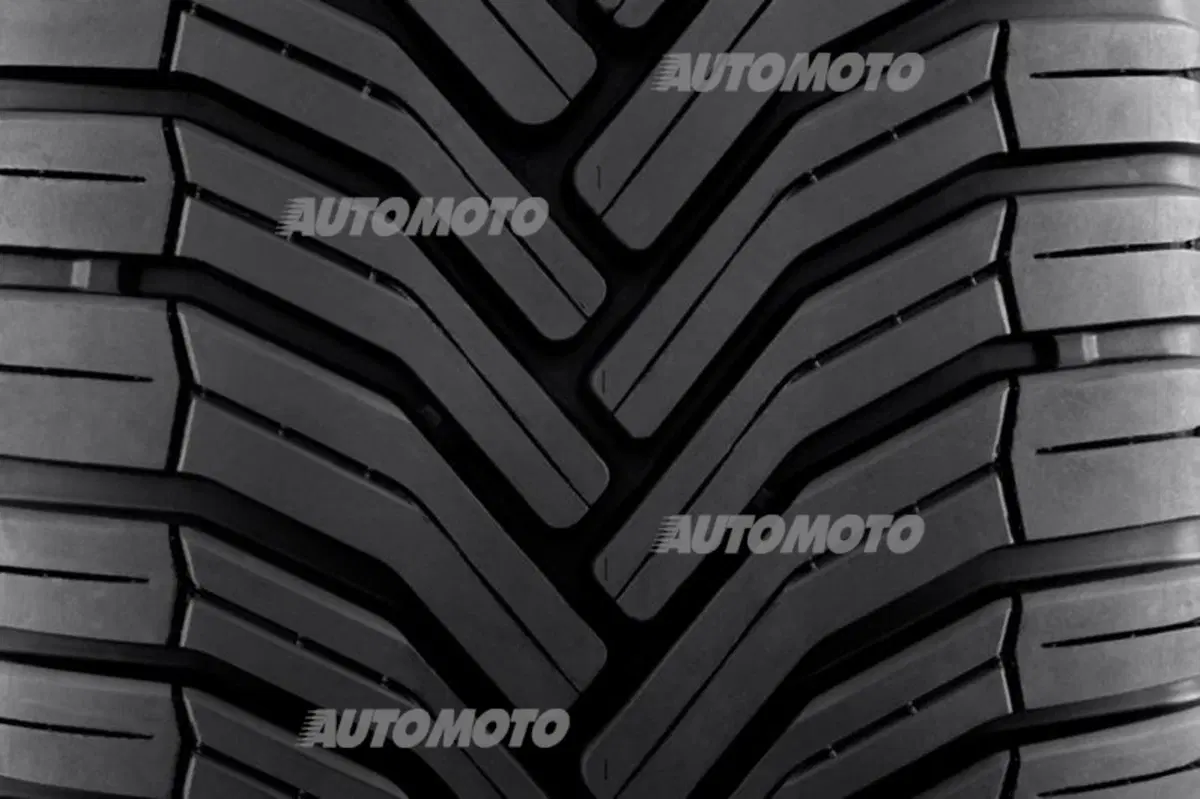 Michelin, mobilità a 360°: dalle auto alle moto(GP) fino... alle suole! (12)