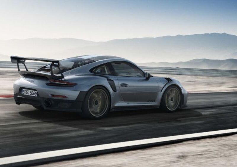 Porsche 911 GT2 RS m.y. 2018, il top della 991