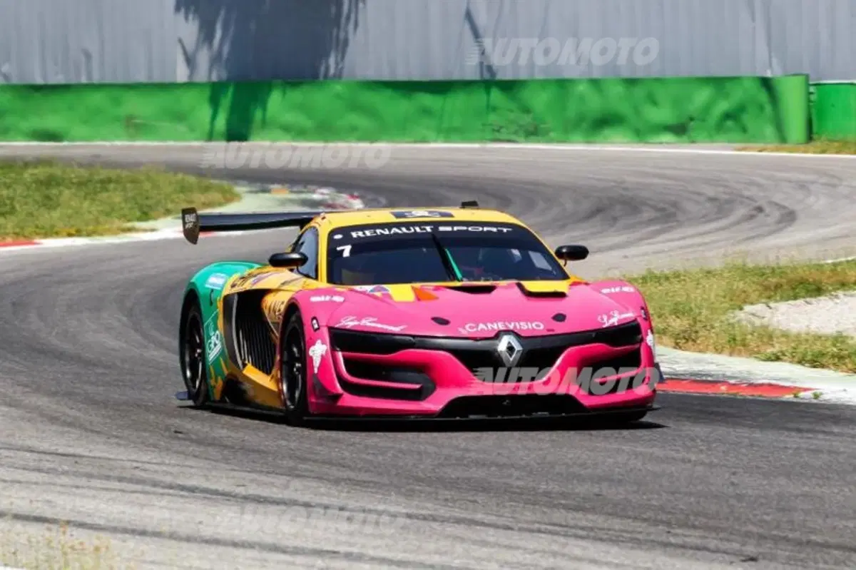 Renault R.S. 01, Filippo Zanier: «A Spa abbiamo dato 5 secondi alle GT3...» (6)