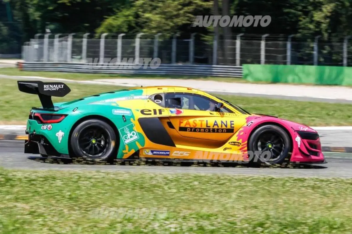 Renault R.S. 01, Filippo Zanier: «A Spa abbiamo dato 5 secondi alle GT3...» (13)