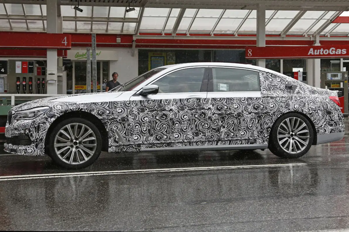 Alpina B7: ecco gli spy, con la speranza di vedere una M7 (4)