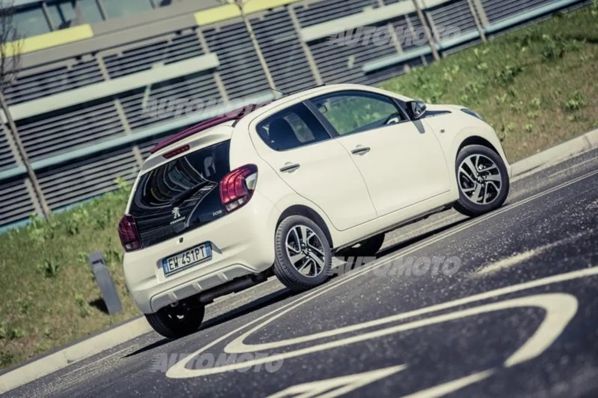 Peugeot 108 Top: praticità chic [VIDEO] (3)