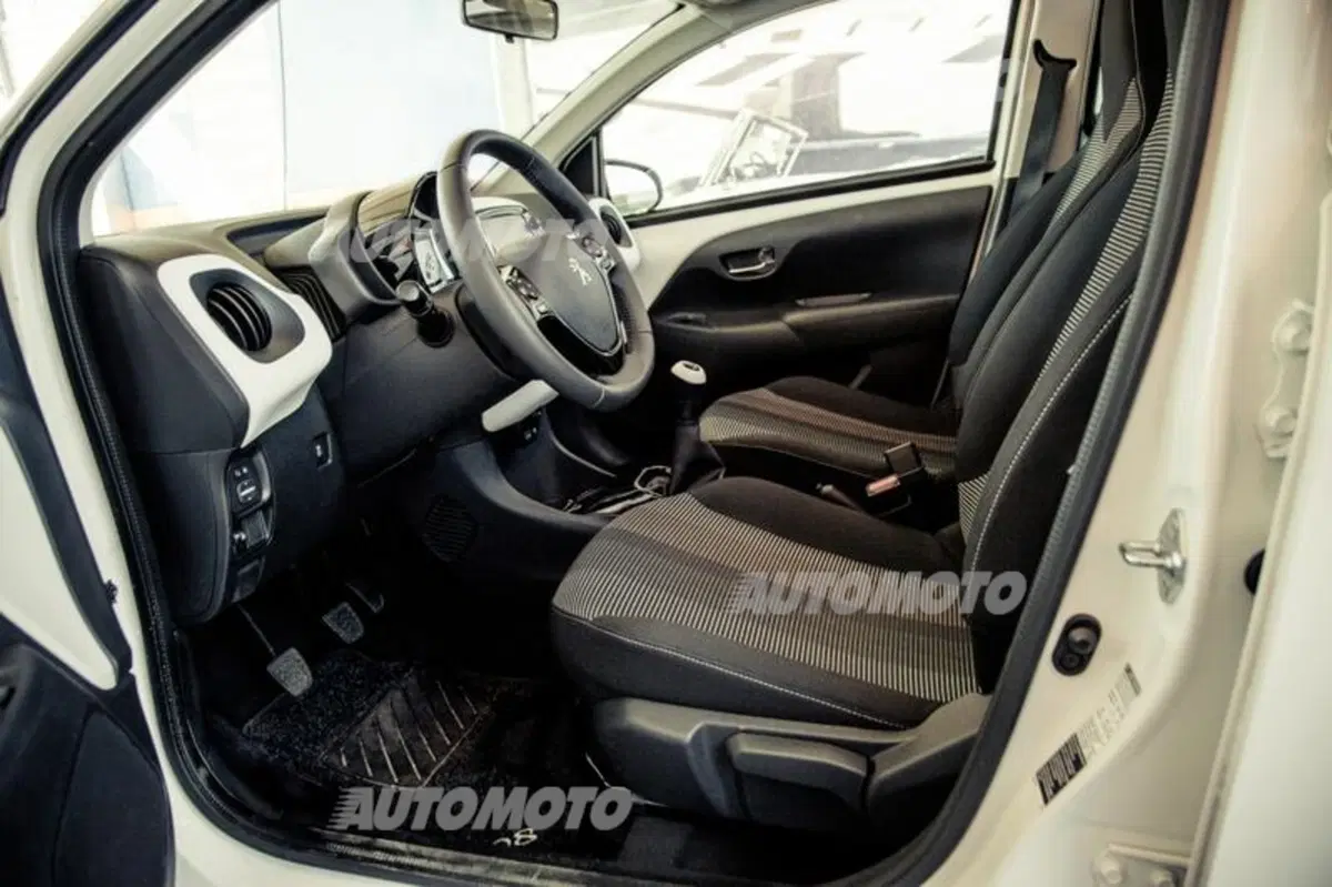 Peugeot 108 Top: praticità chic [VIDEO] (21)