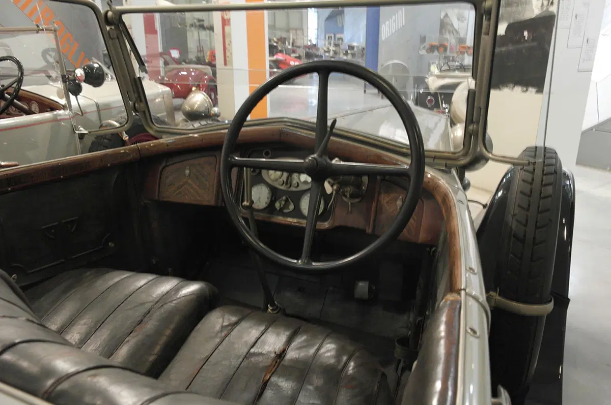 Centro Storico Fiat: auto - e non solo quelle - a Torino (10)