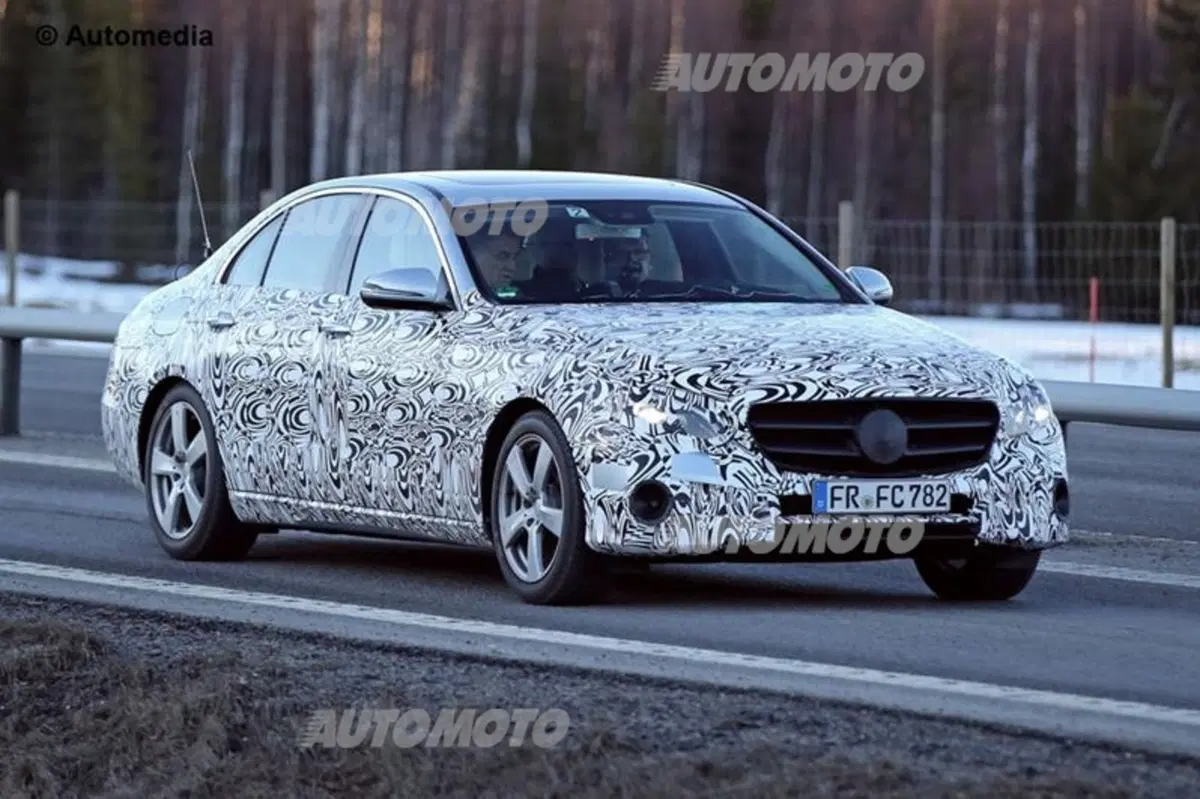 Nuova Mercedes Classe E, sarà anche a guida autonoma (2)
