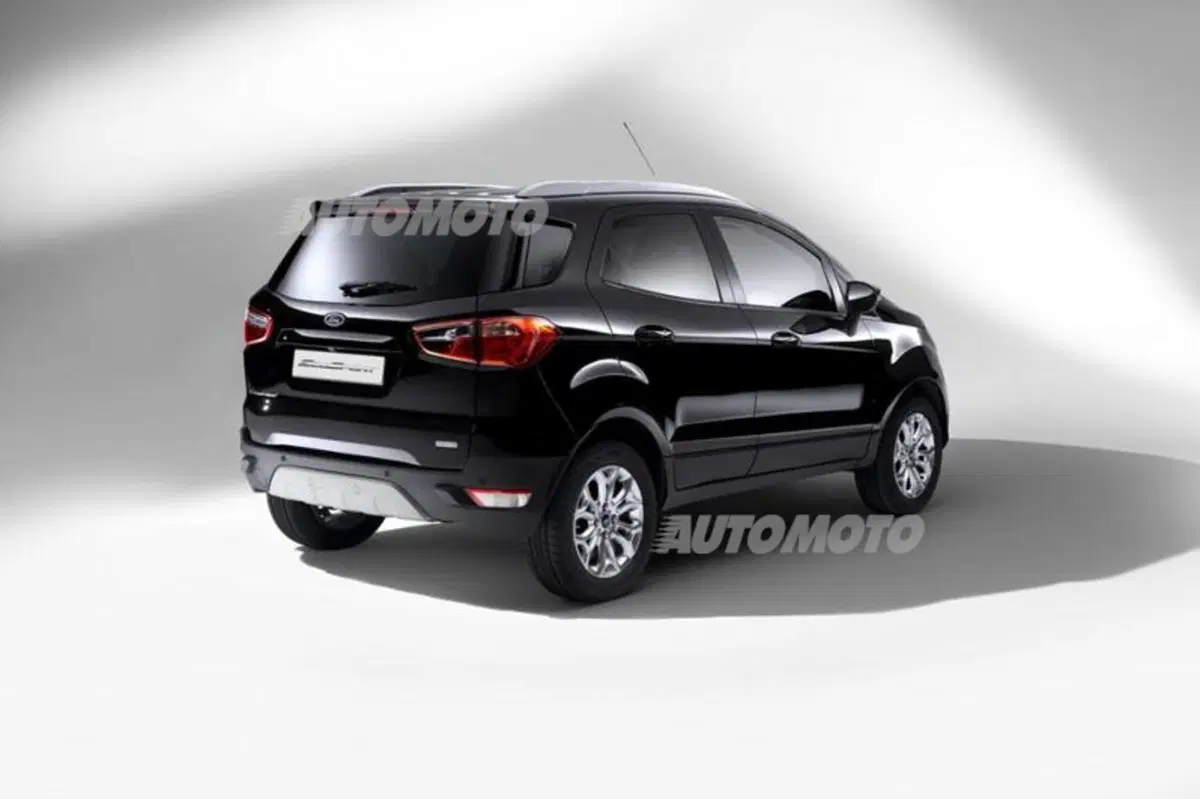 Ford EcoSport restyling, nuovo look per il SUV compatto (2)