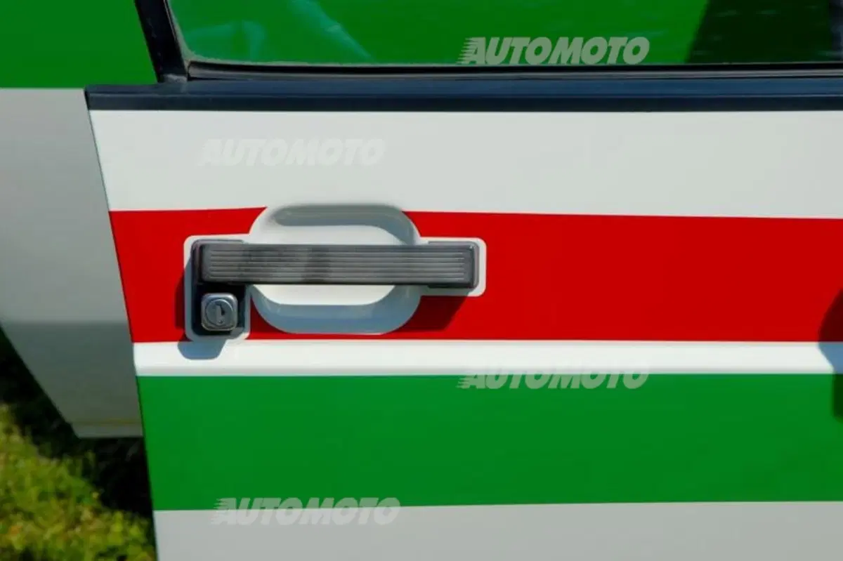 Citroen Visa Chrono, rinasce la piccola sportiva degli anni '80 (3)