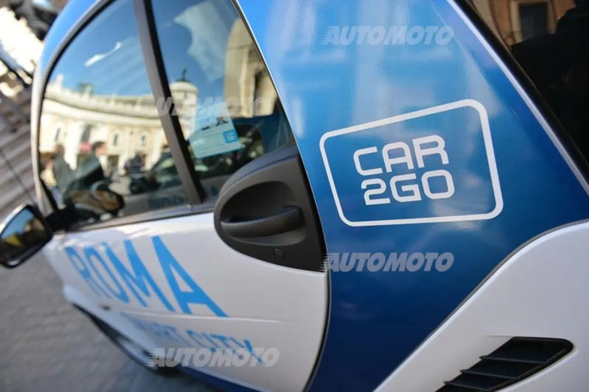 Car2go apre le iscrizioni anche a Bologna (10)