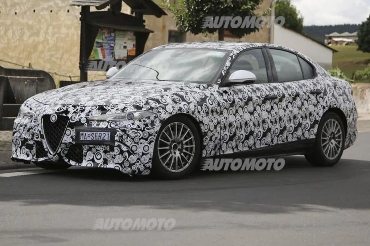 Alfa Romeo Giulia: ecco la versione diesel! (3)