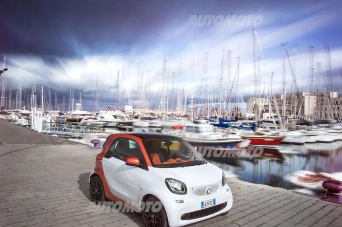 Nuova smart con cambio automatico twinamic (3)