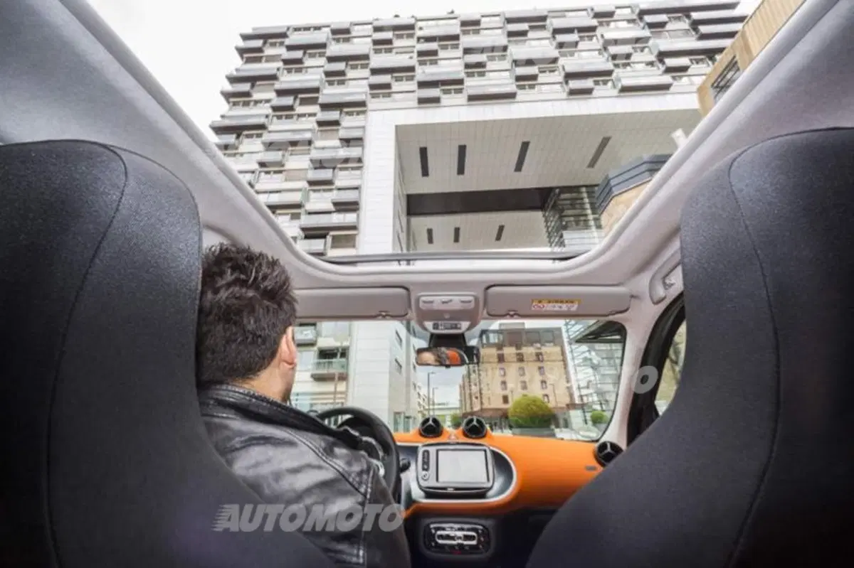 Nuova smart con cambio automatico twinamic (5)