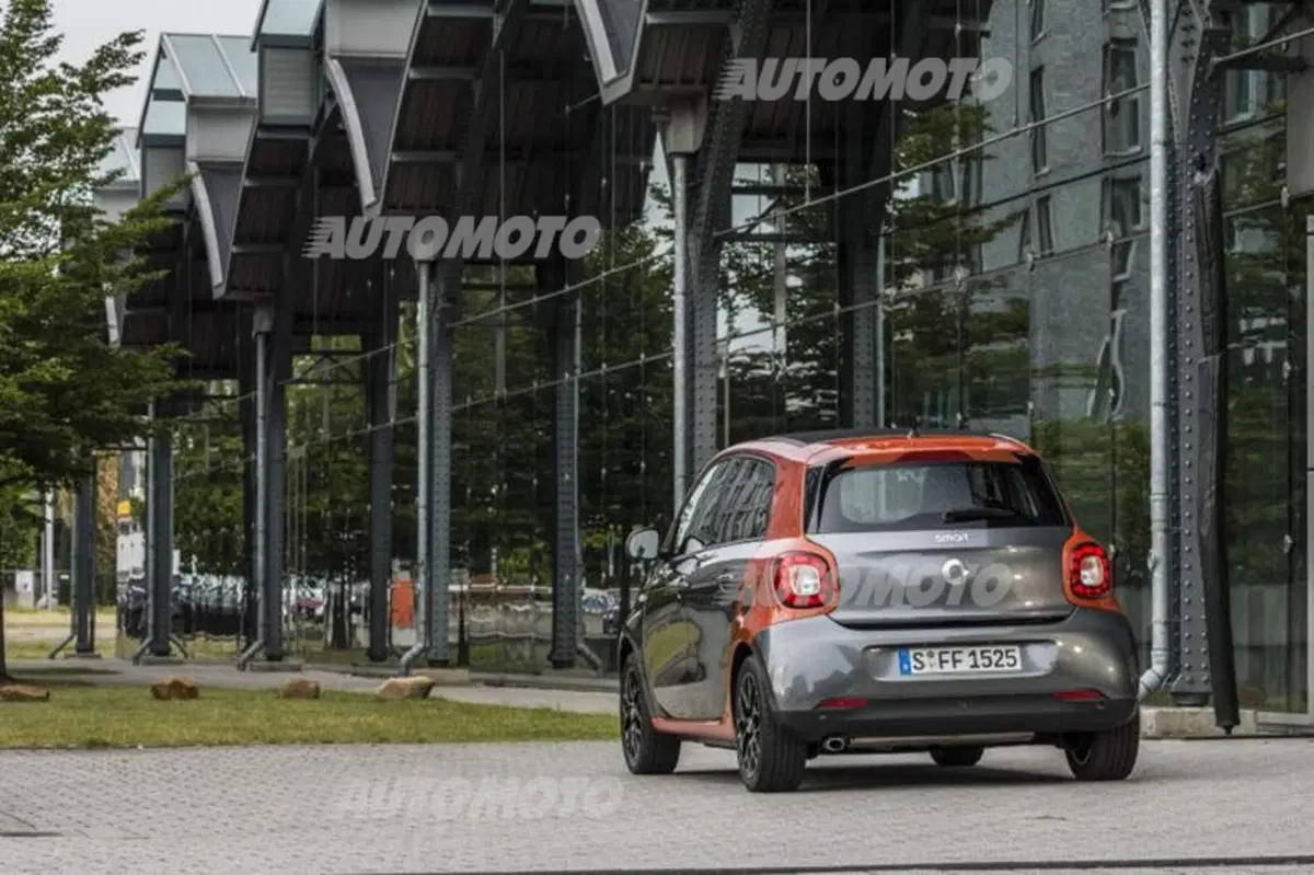 Nuova smart con cambio automatico twinamic (8)