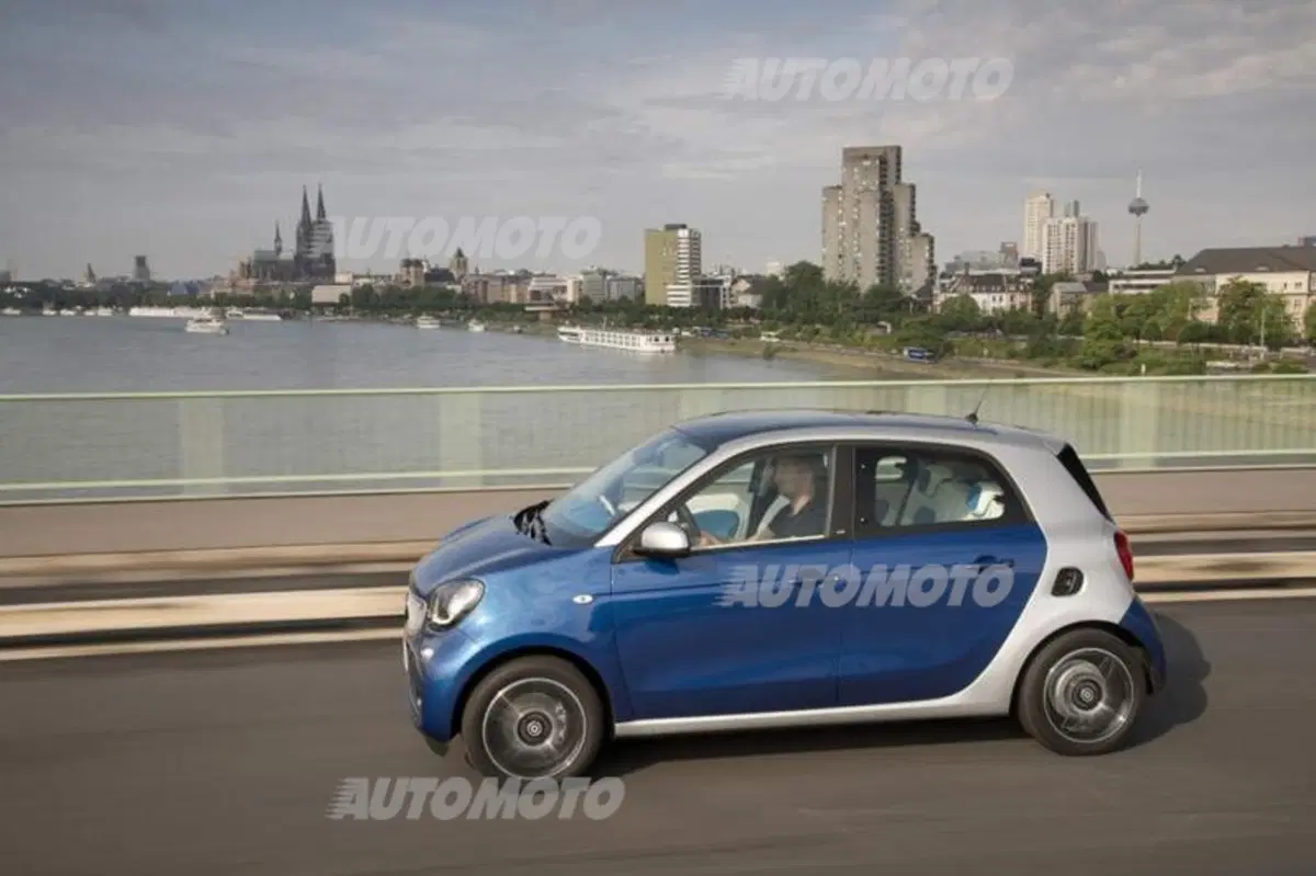 Nuova smart con cambio automatico twinamic (22)