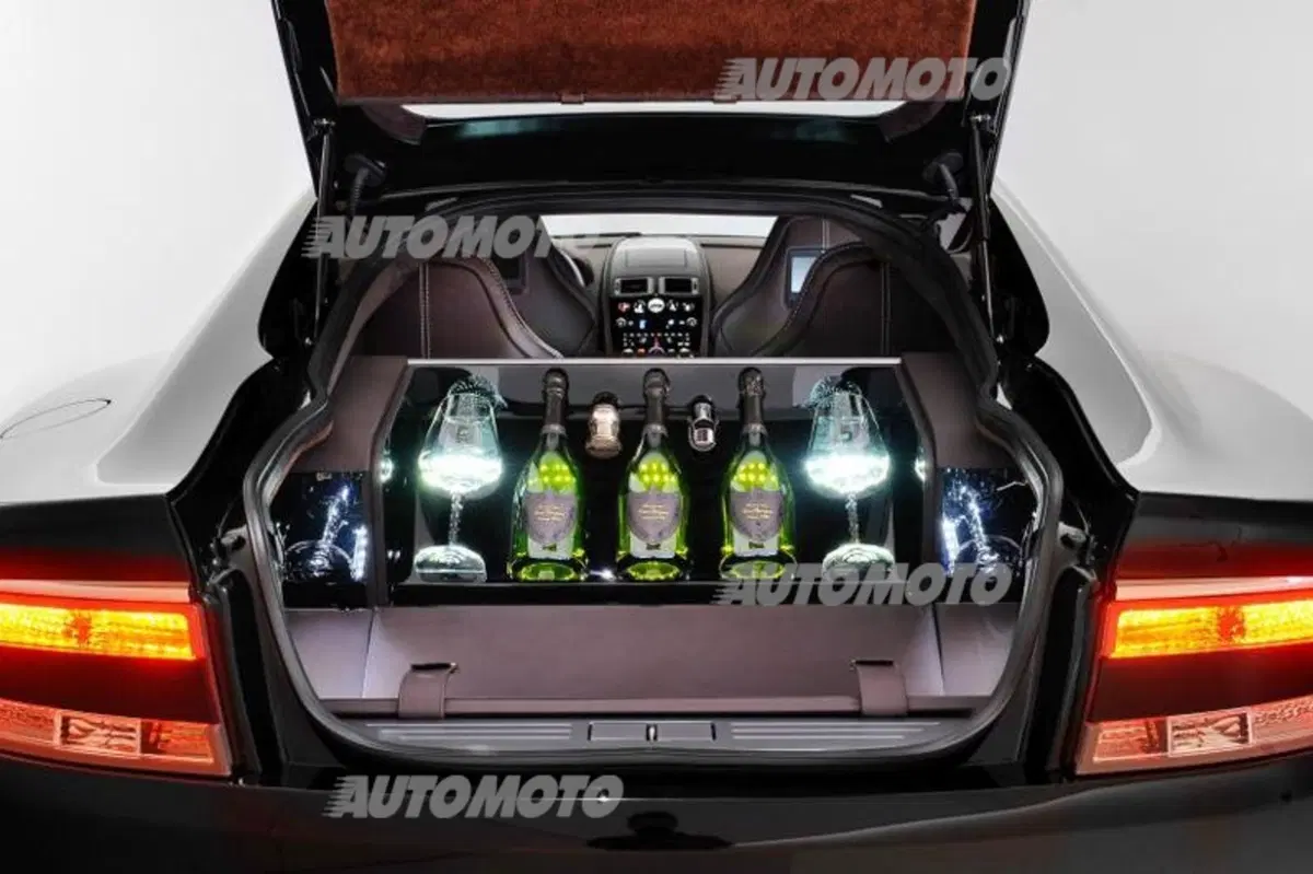 Ecco l’esclusiva Aston Martin Rapide “Champagne” (2)