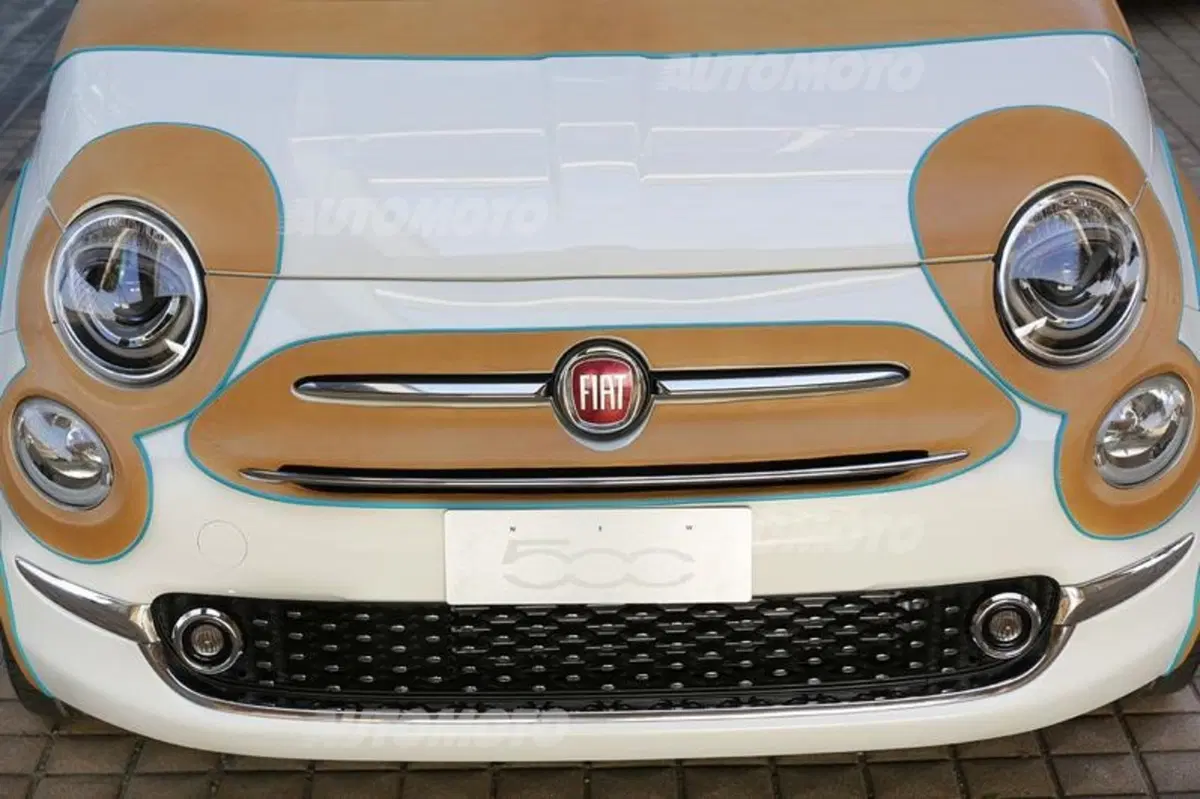 Fiat Nuova 500, un esemplare unico va all'asta (9)