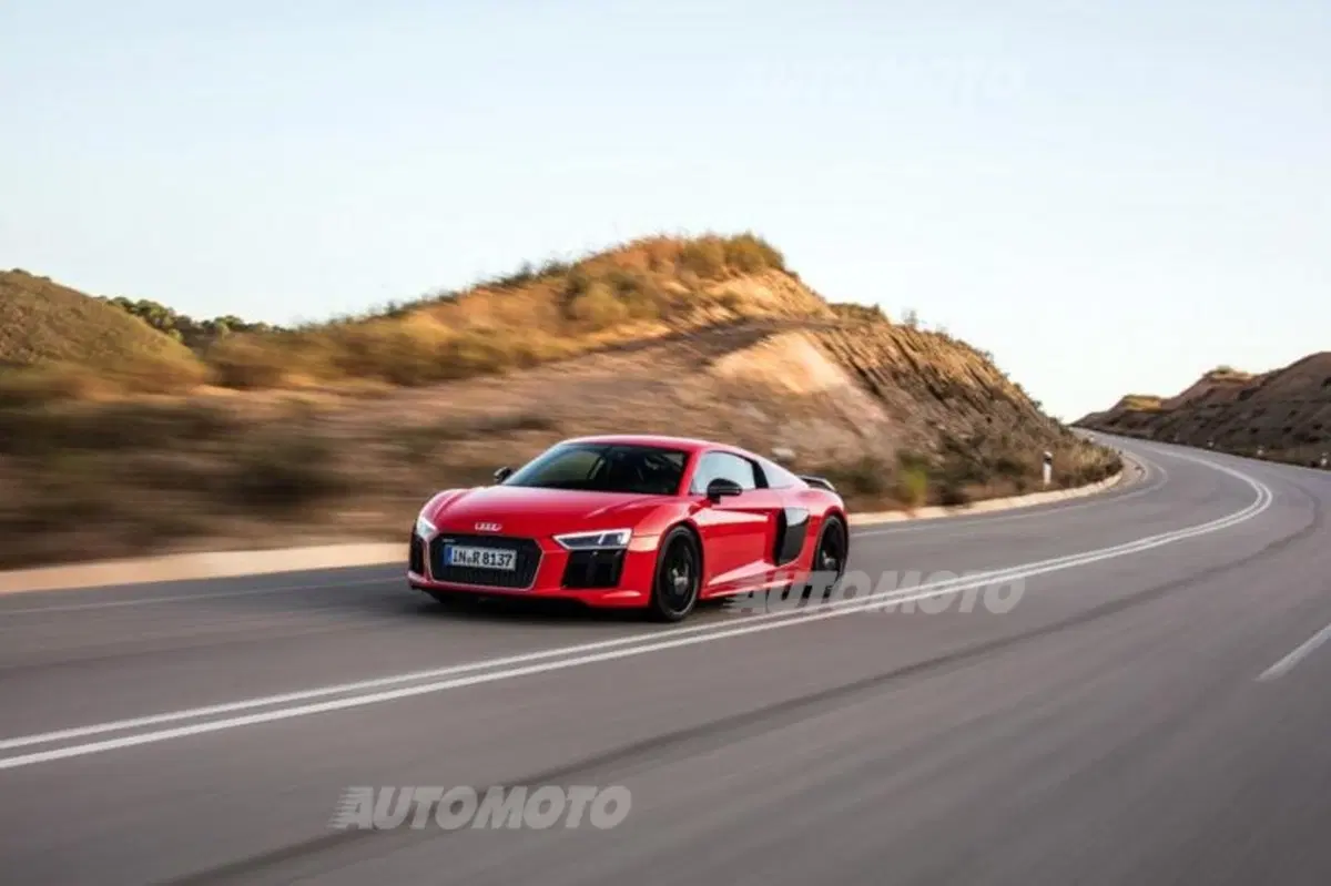 Nuova Audi R8